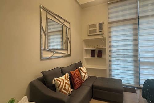 Studio, 1 King Bed | Premium bedding, iron/ironing board, free WiFi, bed sheets