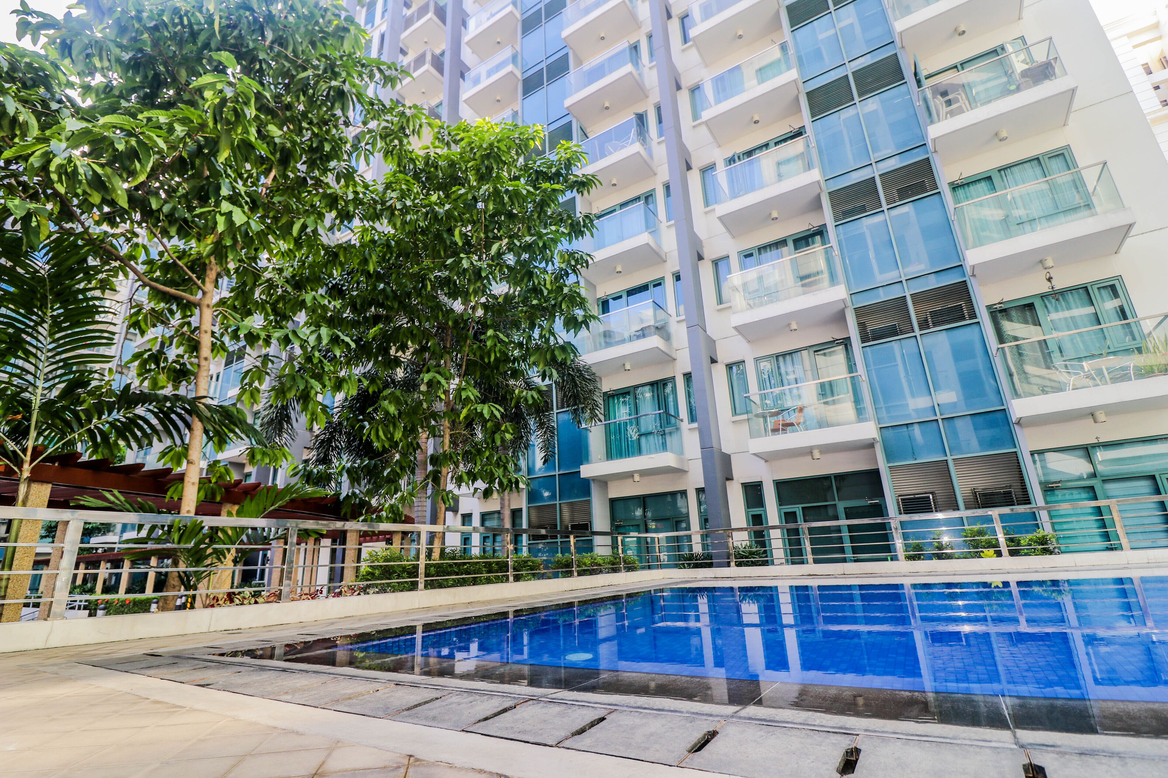 حمّام سباحة خارجي