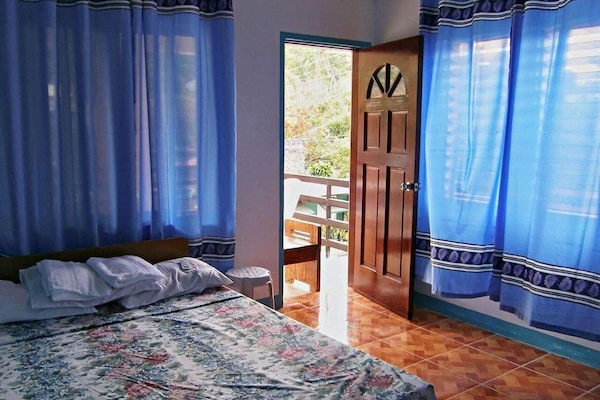 Desk, bed sheets