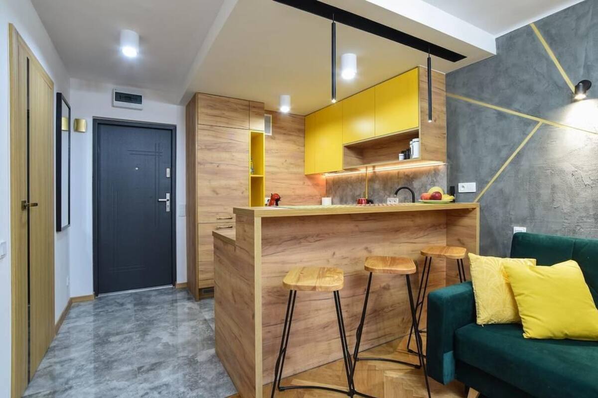 Appartement, 1 chambre (Sun&Gold) | Aire de séjour | Téléviseur à DEL de 50 po avec télévision par câble, téléviseur