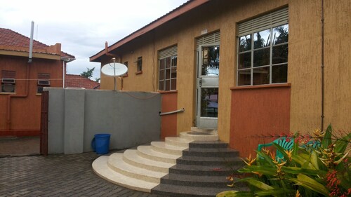 Blue Dove Hotel Arua