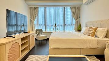 Iron/ironing board, free wired Internet, bed sheets