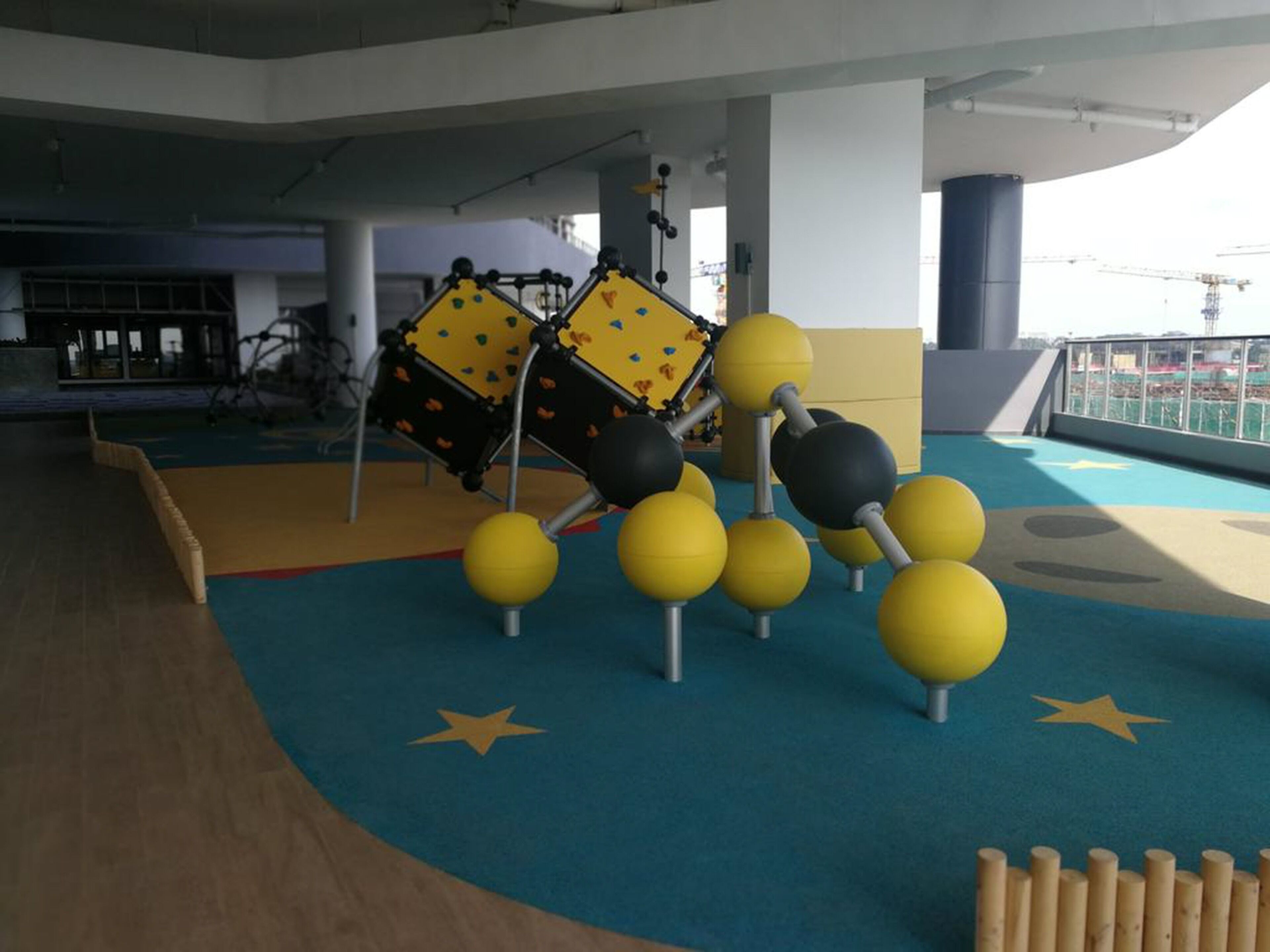 Área de juegos infantiles al aire libre