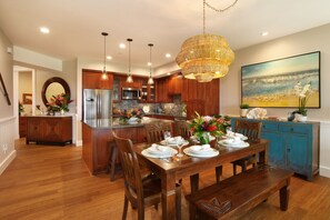 Dining - Brand new Pilimai 6C Condo -Golf course views air conditioning (Koloa)