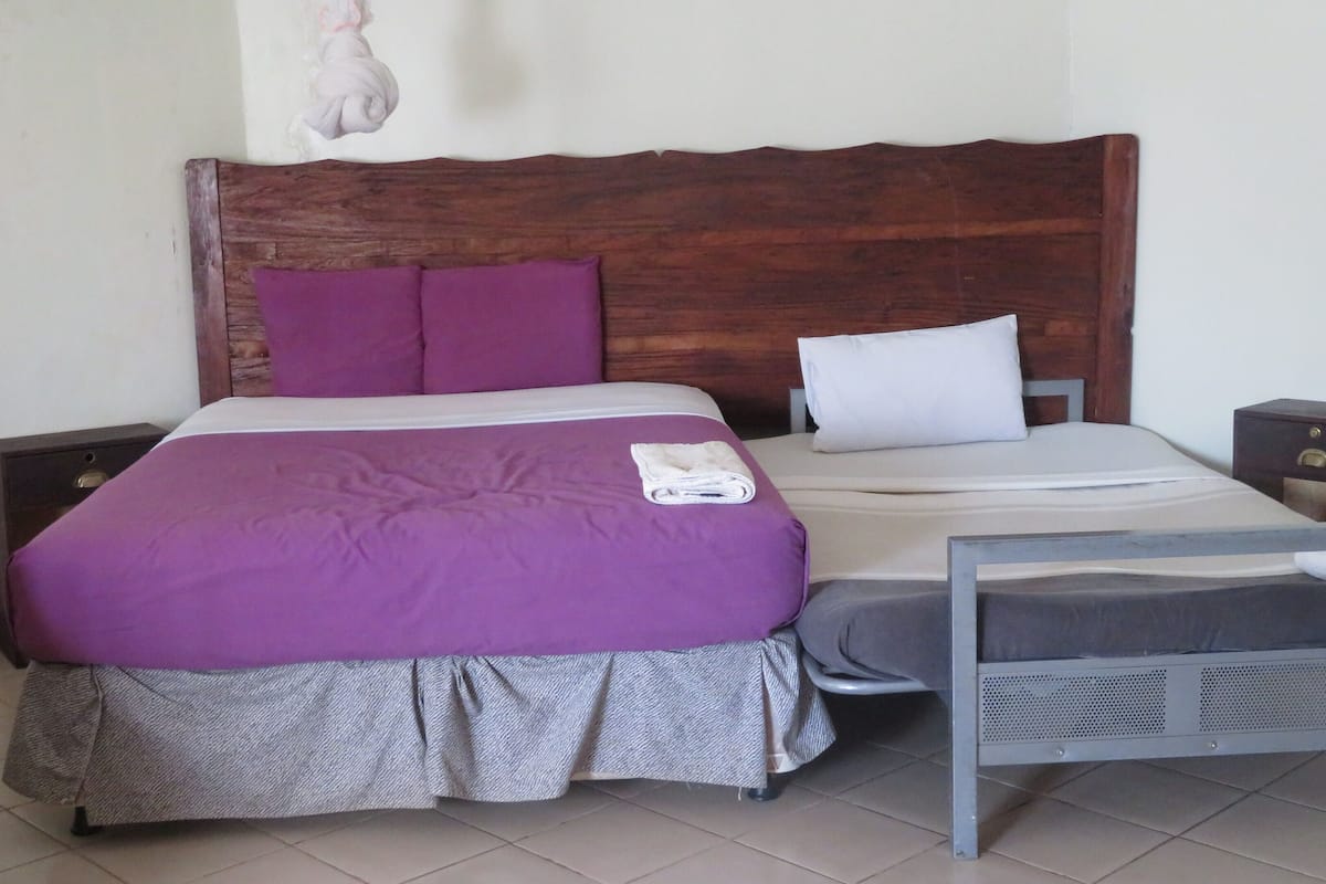 Standard Twin Room | Soundproofing, free WiFi, bed sheets