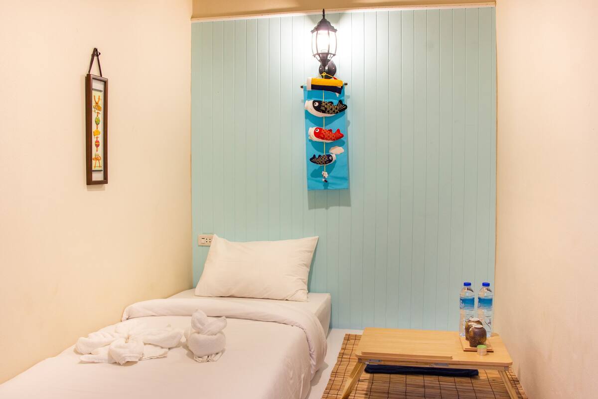 Habitación individual superior | Escritorio