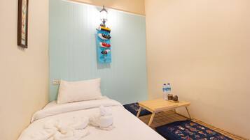 Habitación con 1 cama doble o 2 individuales | Escritorio