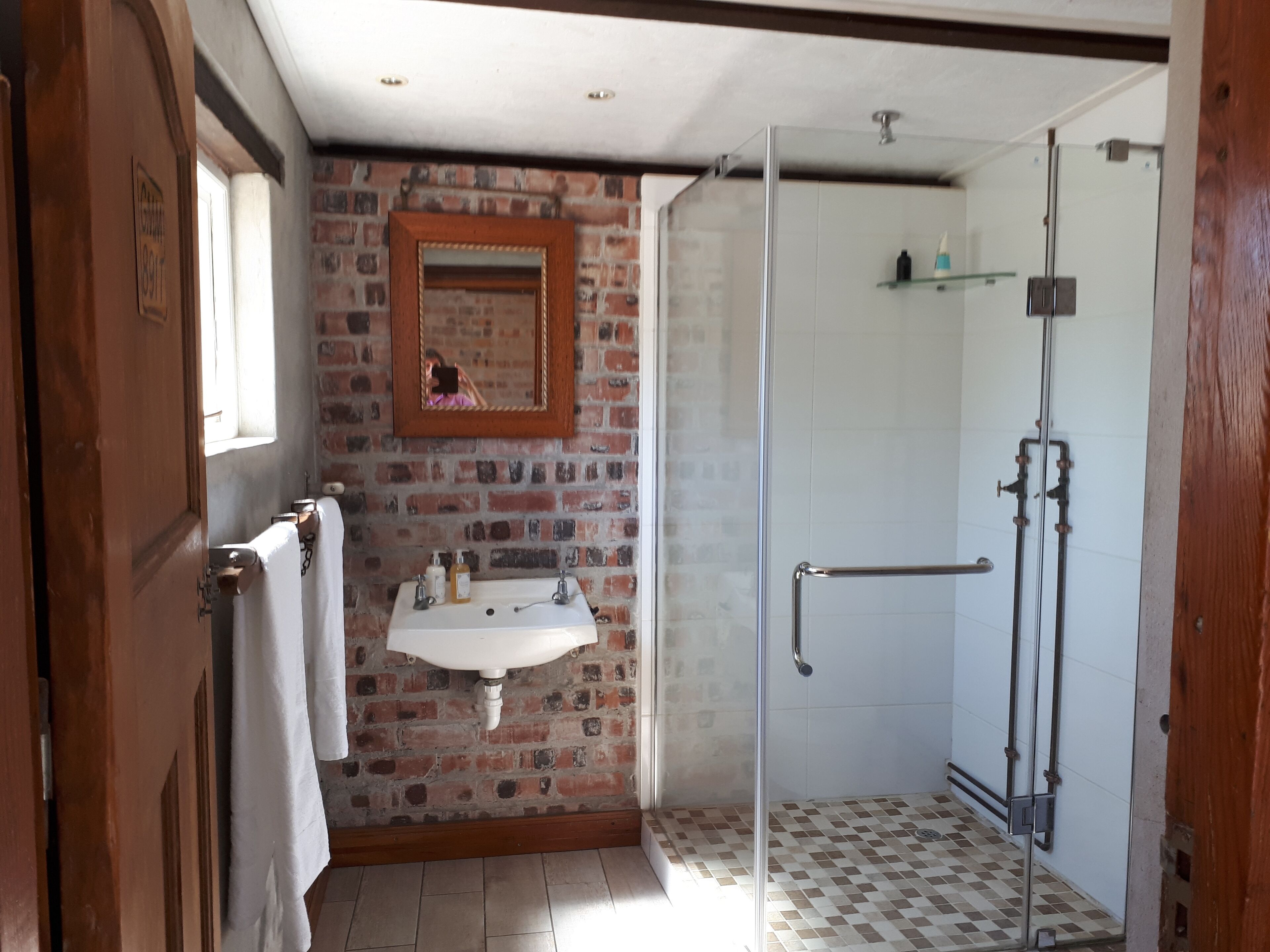 Double Room (Bits) | Bathroom shower