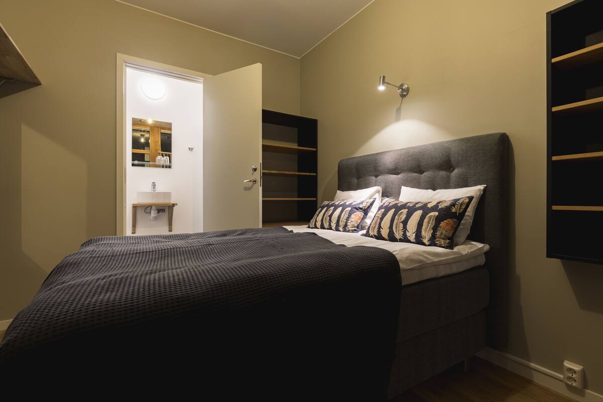 Standard Double Room | Free WiFi, bed sheets
