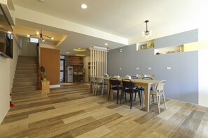 Lobby - Color Balloons (Magong)