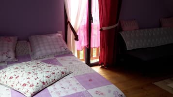 Trang trí khác biệt, trang bị nội thất với thiết kế riêng biệt