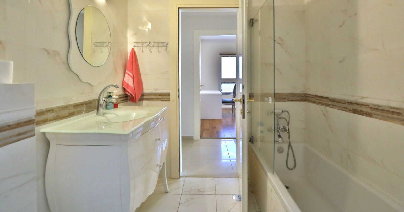 City center relax apartment