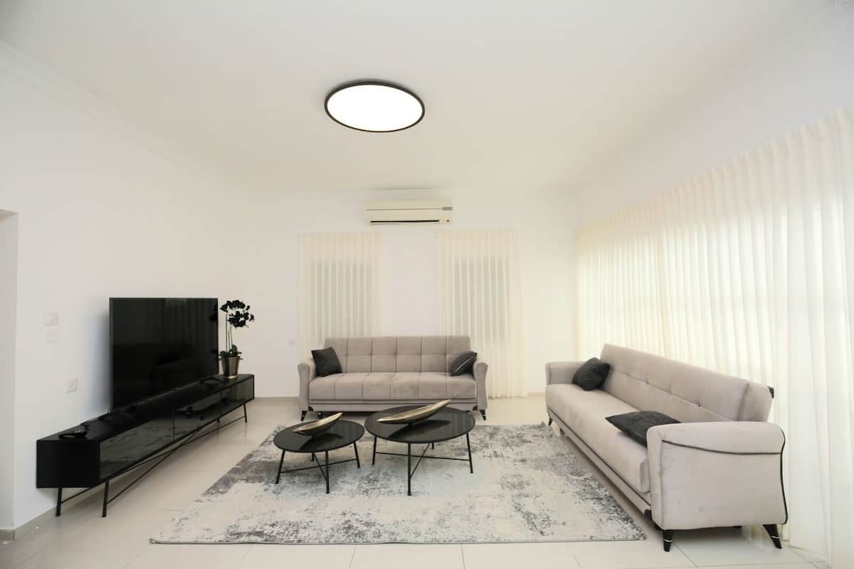 Elite Apartment | 1 bilik tidur, peralatan tempat tidur premium, gebar bulu kapas