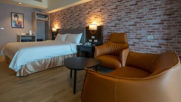 Habitación Deluxe doble, vistas al mar | Ropa de cama de alta calidad y edredones de plumas