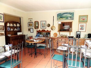 Petit déjeuner buffet compris tous les jours