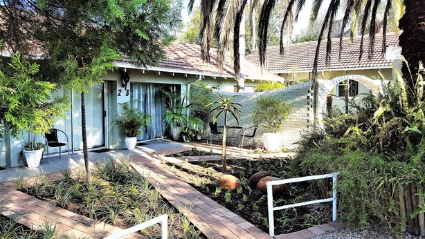 Unclassified image, 1 of 17, button - Old Umtali Guest House (Sandton)