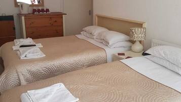 Free WiFi, bed sheets