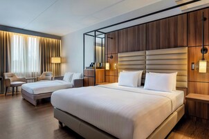 Minibar y caja de seguridad en la habitación 