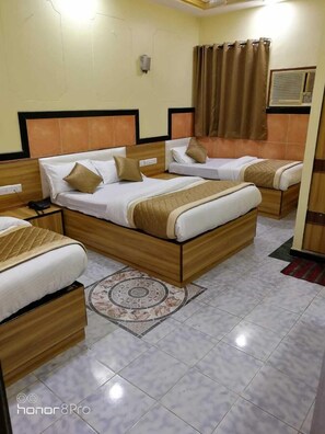 Free WiFi - Hotel Swapna International (Mumbai)