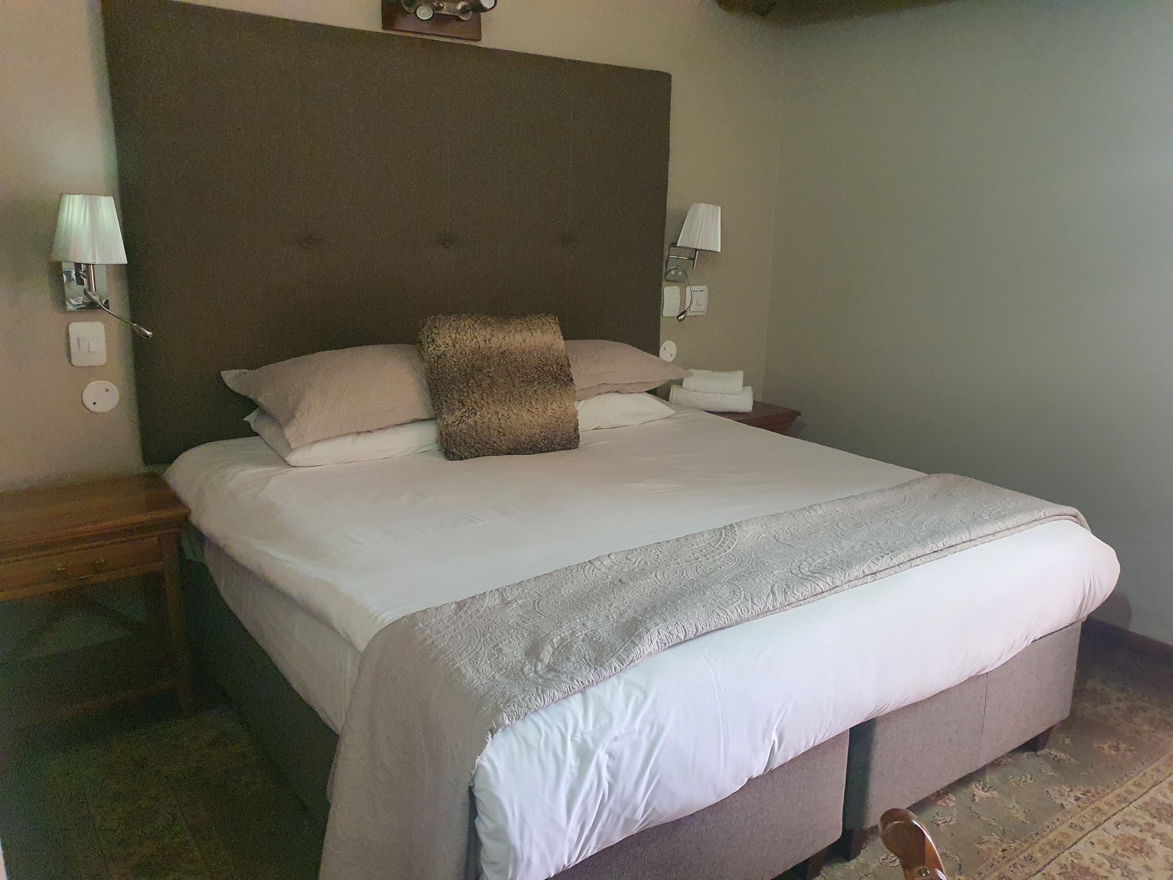 In-room safe, iron/ironing board, free WiFi, bed sheets
