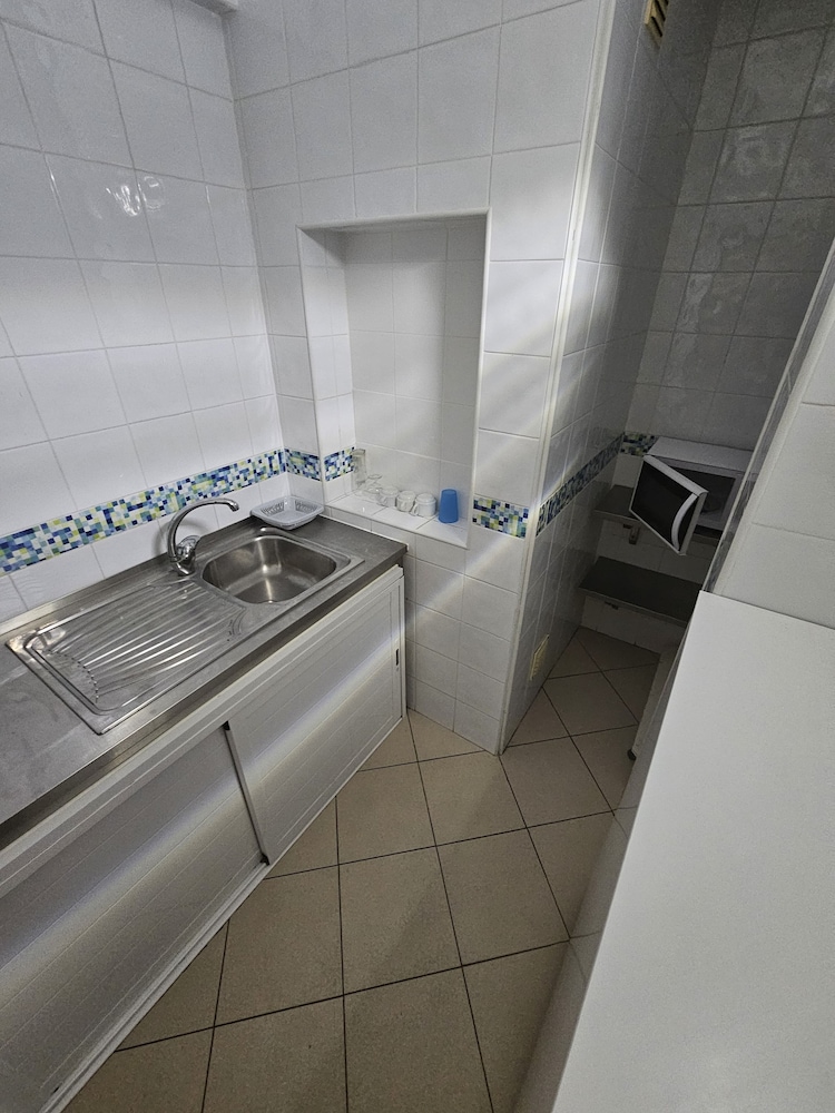 Adelaide Hotel by null