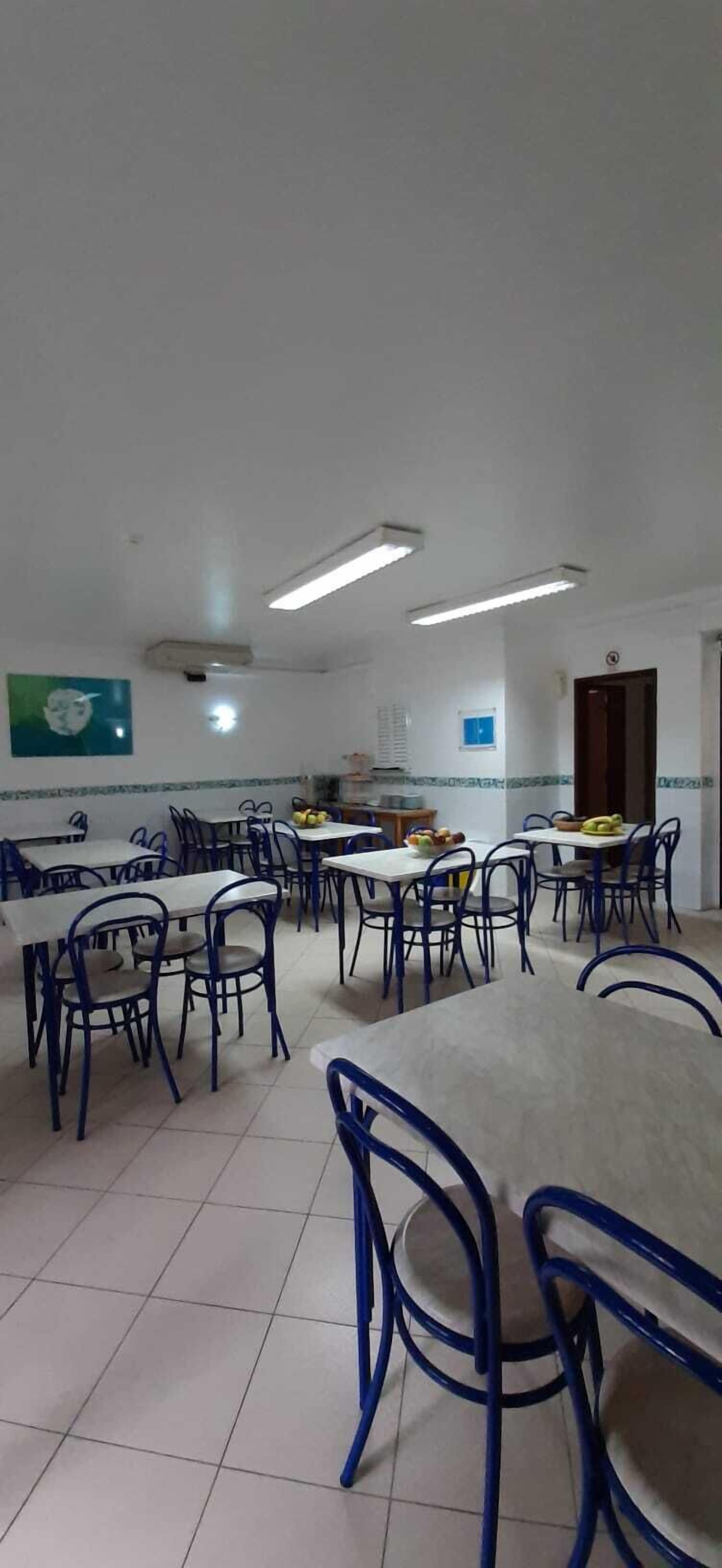 daily to-go breakfast (eur 7.50 per person)