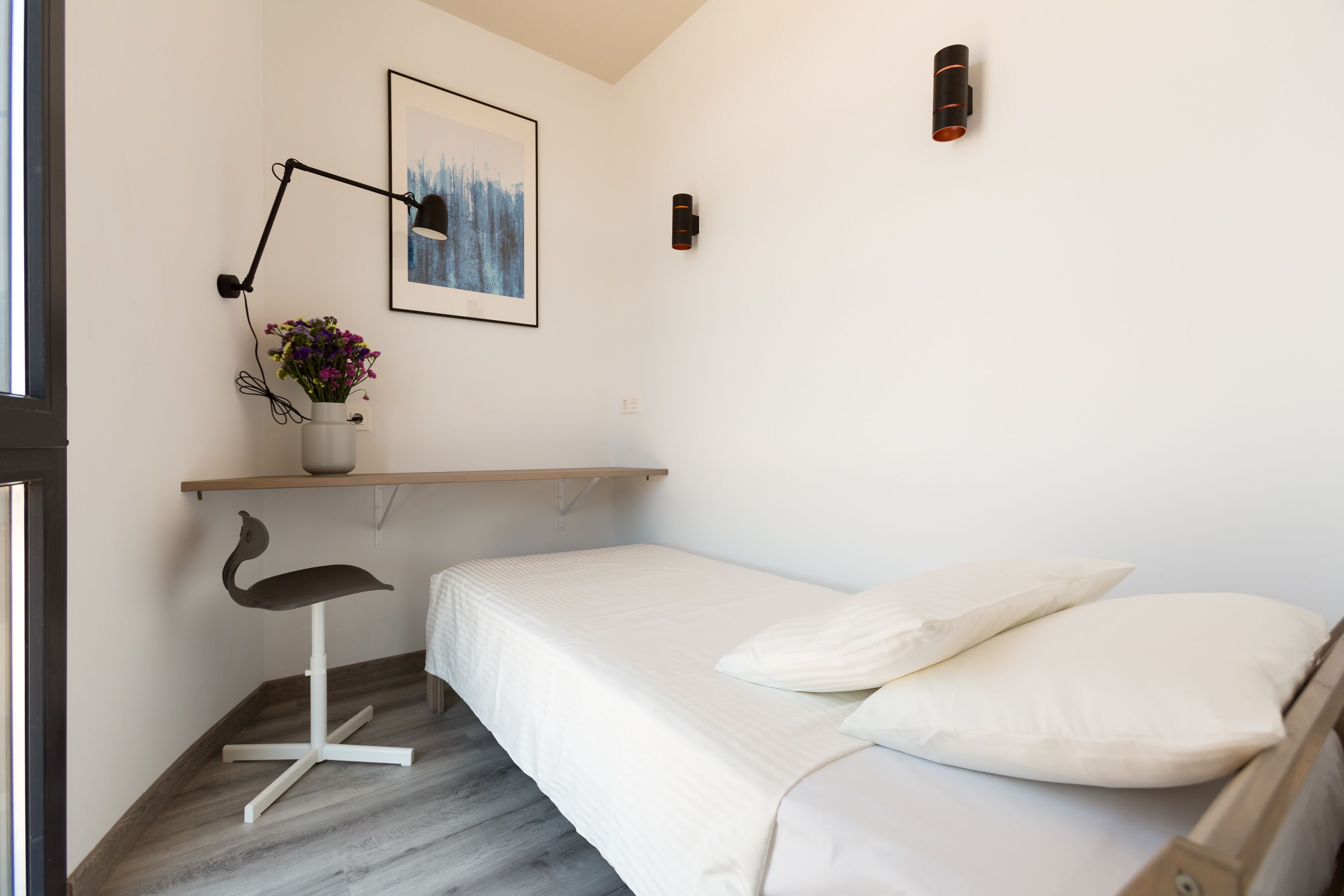 Kamar Triple Keluarga | Brankas, meja kerja, setrika/meja setrika, dan Wi-Fi gratis