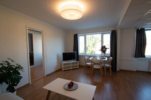 Apartment, 1 Bedroom | Living area