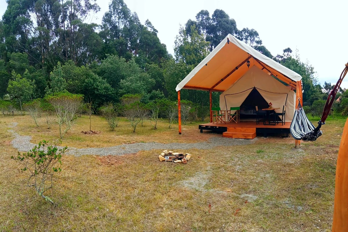 Superior tent | Luxe beddengoed, donzen dekbedden, beddengoed