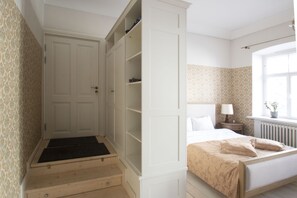 Deluxe Apartment | 1 bedroom, iron/ironing board, free WiFi, bed sheets - Old Town Library Deluxe Tartu Home Apt. (Tartu)