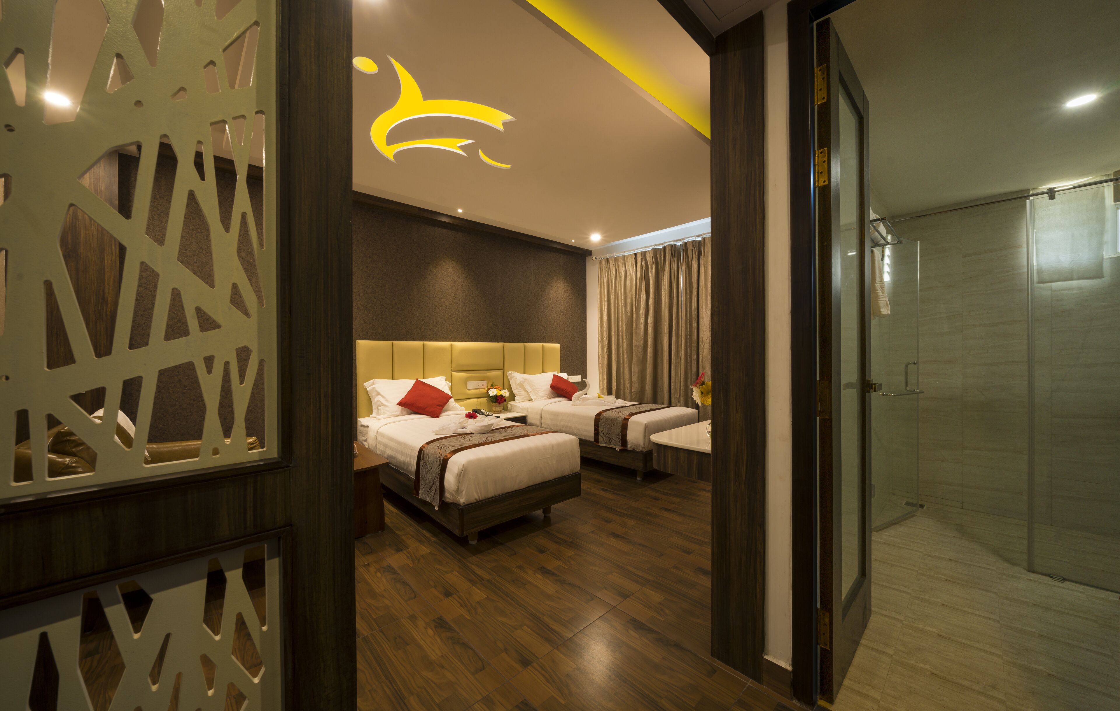 Deluxe Room | In-room safe, laptop workspace, soundproofing, iron/ironing board