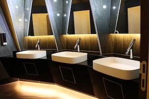 Free toiletries, hair dryer, bathrobes, slippers