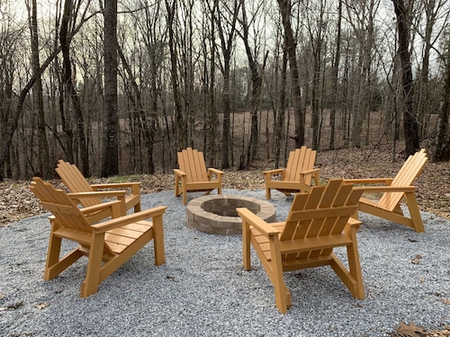 LoneBear Cottage1 Historic Dahlonega & Wineries!