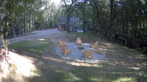 Property grounds - LoneBear Cottage1 Historic Dahlonega & Wineries! (Dahlonega)