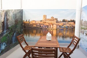 Apartamento, 2 habitaciones (Cardenal Mella 1) | Balcón