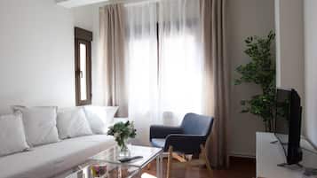 Apartment, 3 Bedrooms (Cardenal Mella 2) | Living area