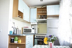 Private kitchen - Tiigi Bibliotheca- Tartu Home Apartments (Tartu)