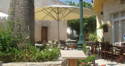 Fantastic Villa With Private Pool, Sea, Mountain & Village Views, Ideal Location