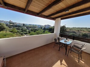 Outdoor dining - Fantastic Villa With Private Pool, Sea, Mountain & Village Views, Ideal Location (Crete)