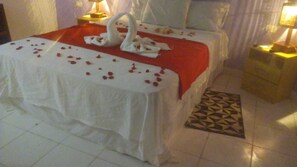 Free WiFi, bed sheets