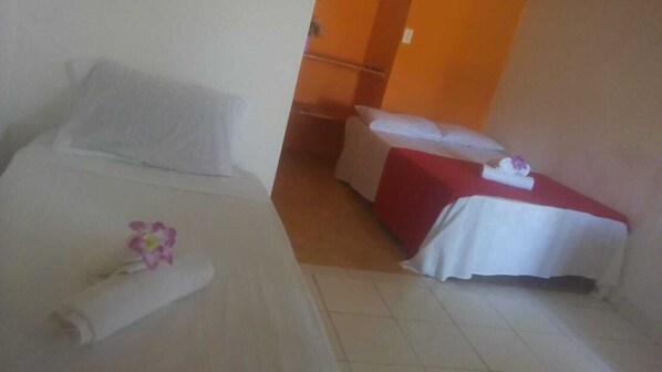 Free WiFi, bed sheets