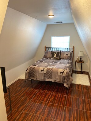 2 Schlafzimmer, kostenloses WLAN, Bettwäsche