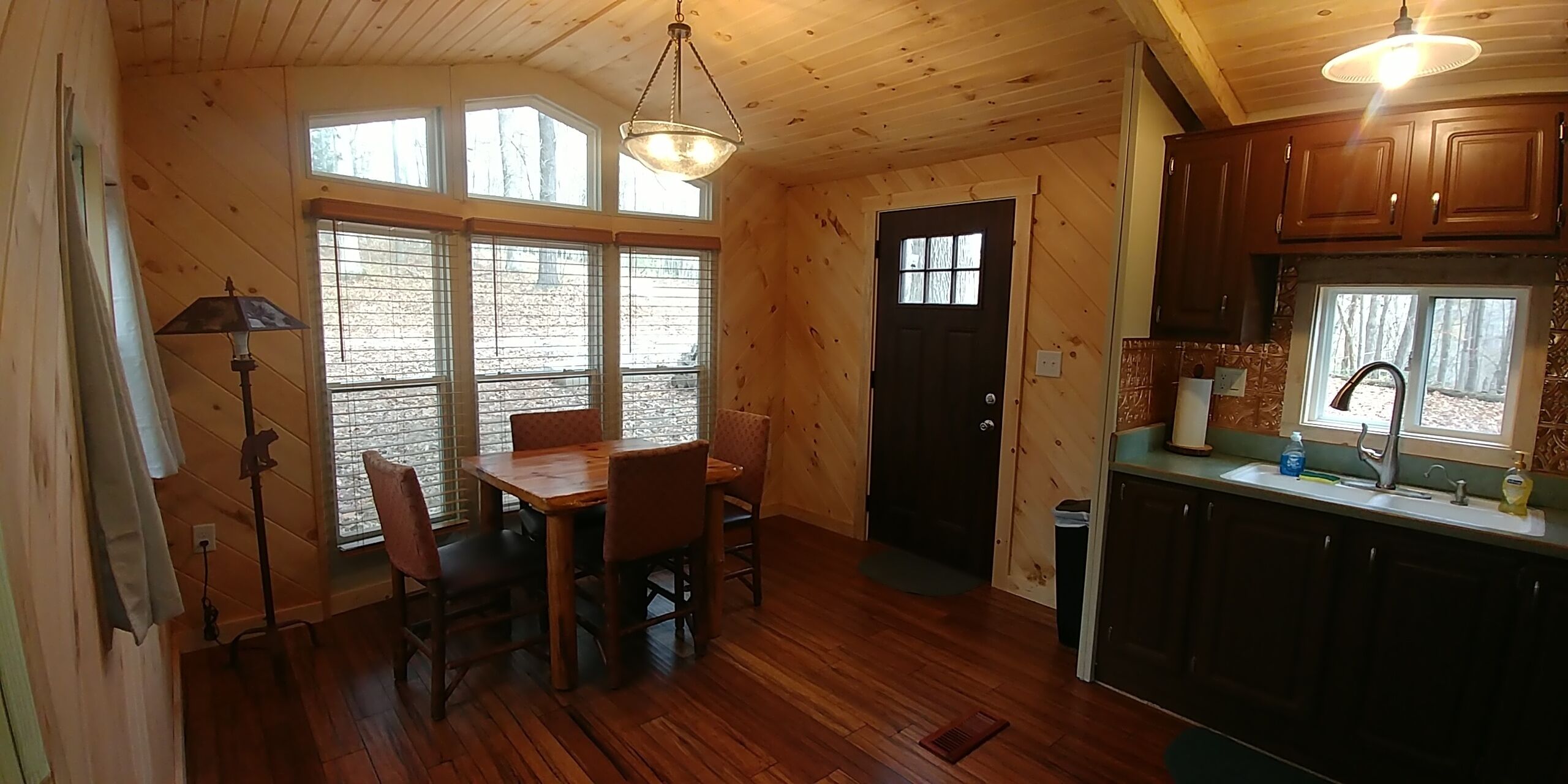 Hidden Ridge Cabin at Big Pine Retreat