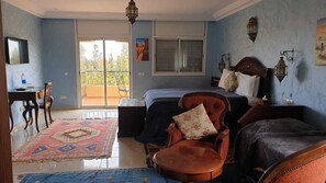 Panoramic Studio Suite | Langsir/tirai gelap terus, kalis bunyi, seterika/papan seterika