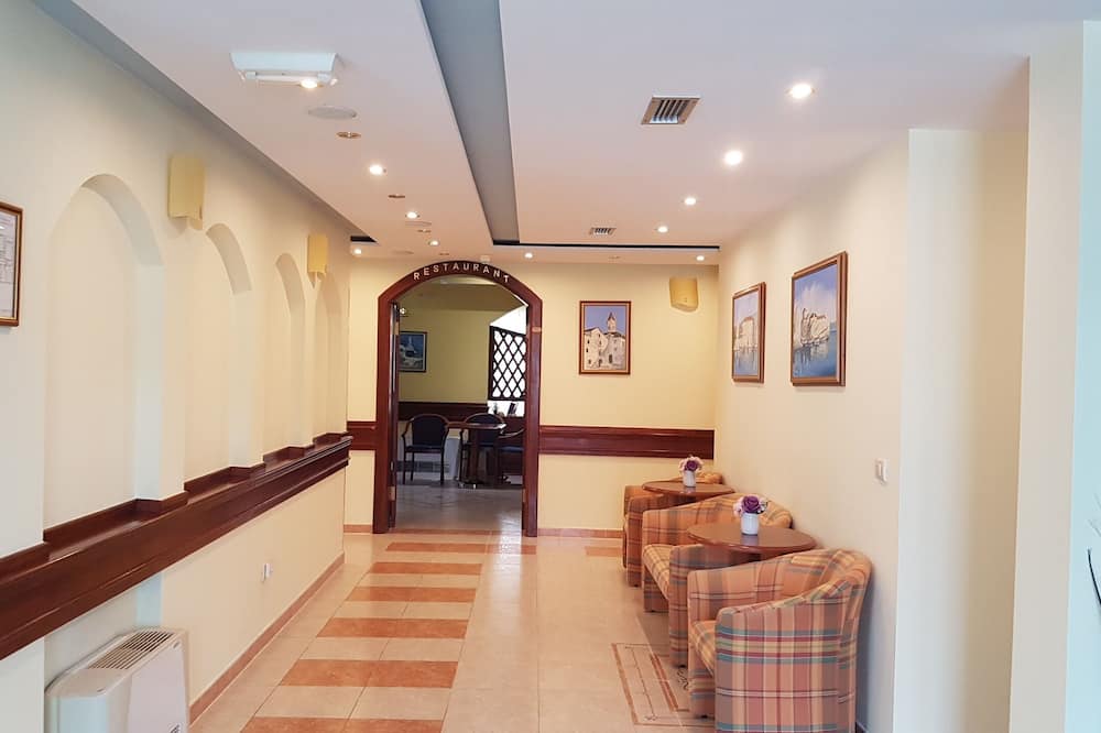 Hotel Adria