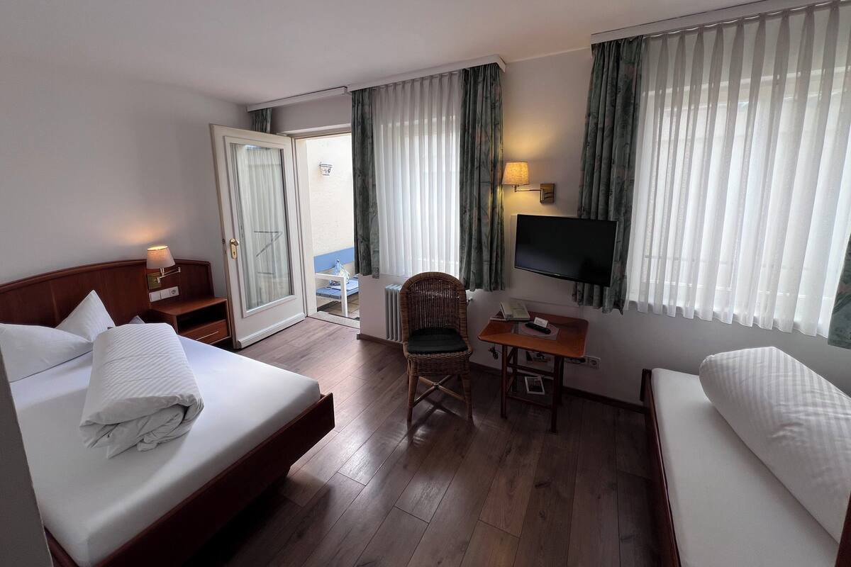 標準雙床房 | 免費無線上網、床單