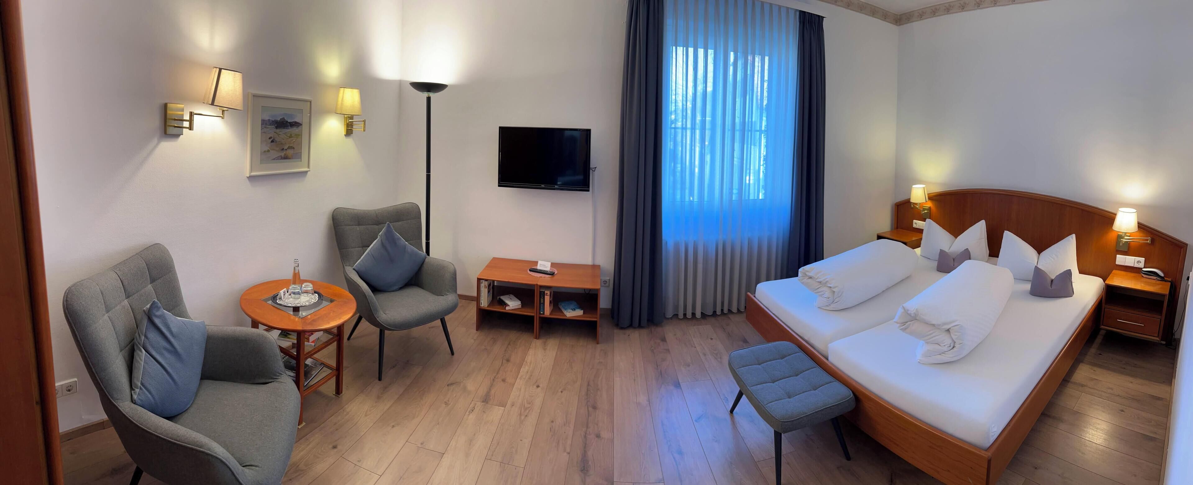 舒適雙人房 | 免費無線上網、床單