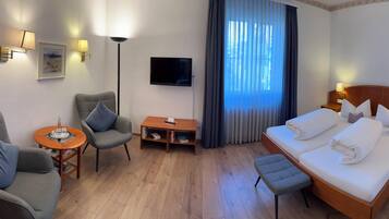 Free WiFi, bed sheets