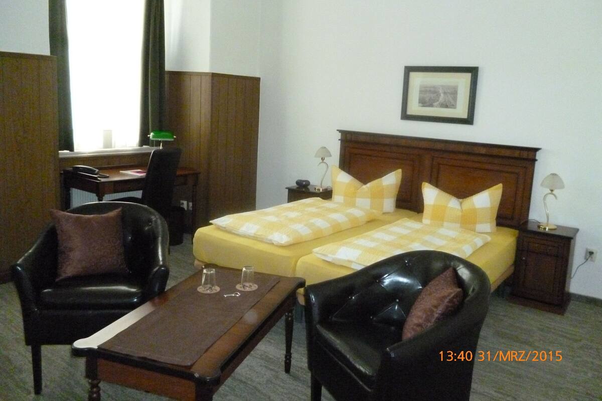 Blackout drapes, WiFi (free), bed sheets