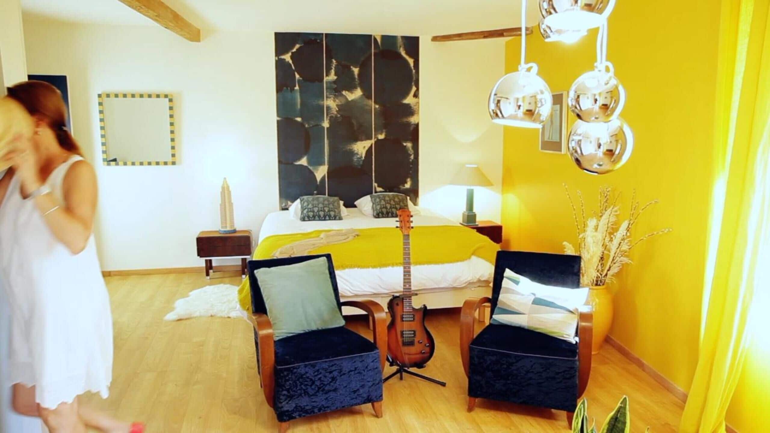 Individueel gedecoreerd, individueel gemeubileerd, een laptopwerkplek